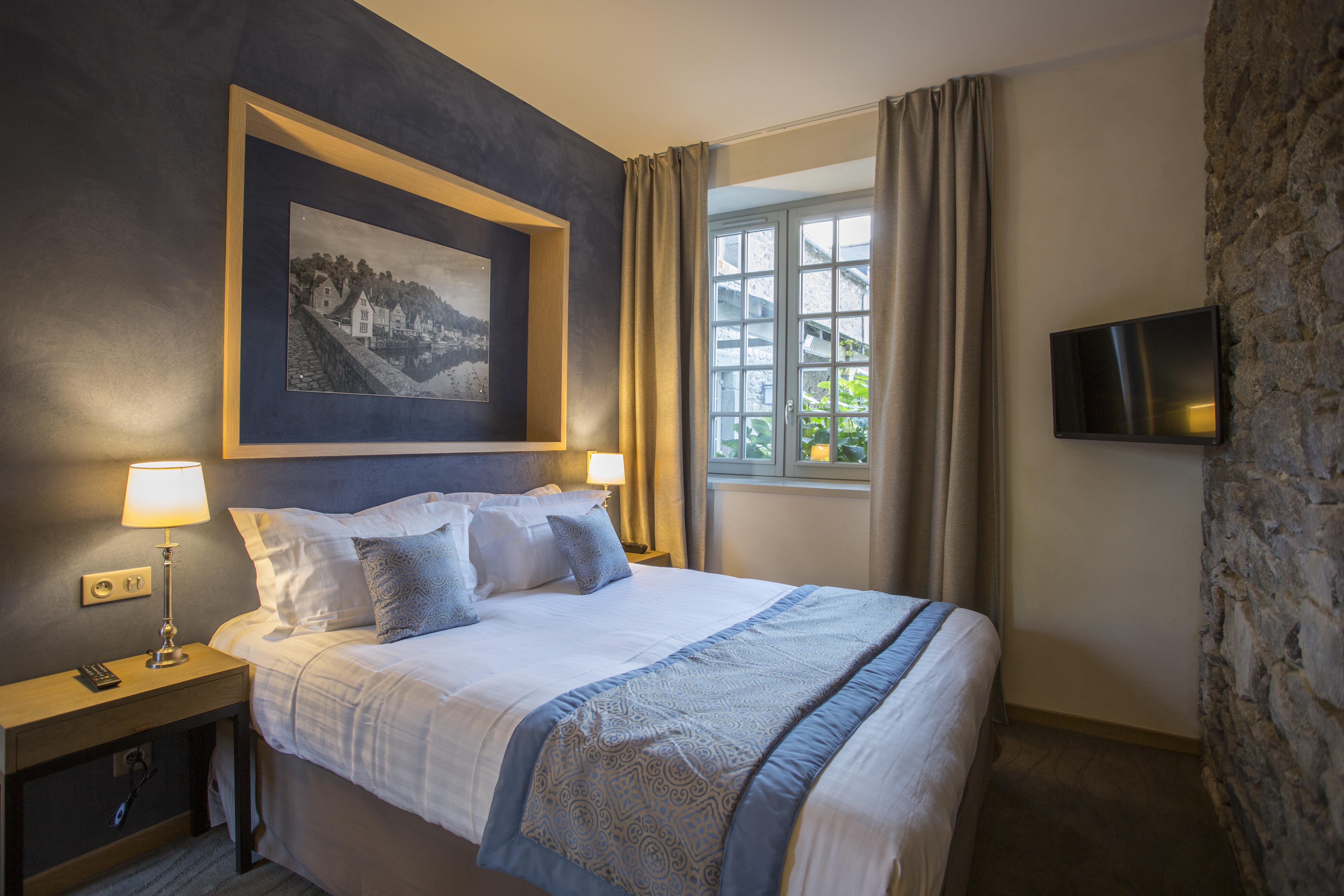 Hotel De L'Abbaye Le Tronchet  Екстериор снимка