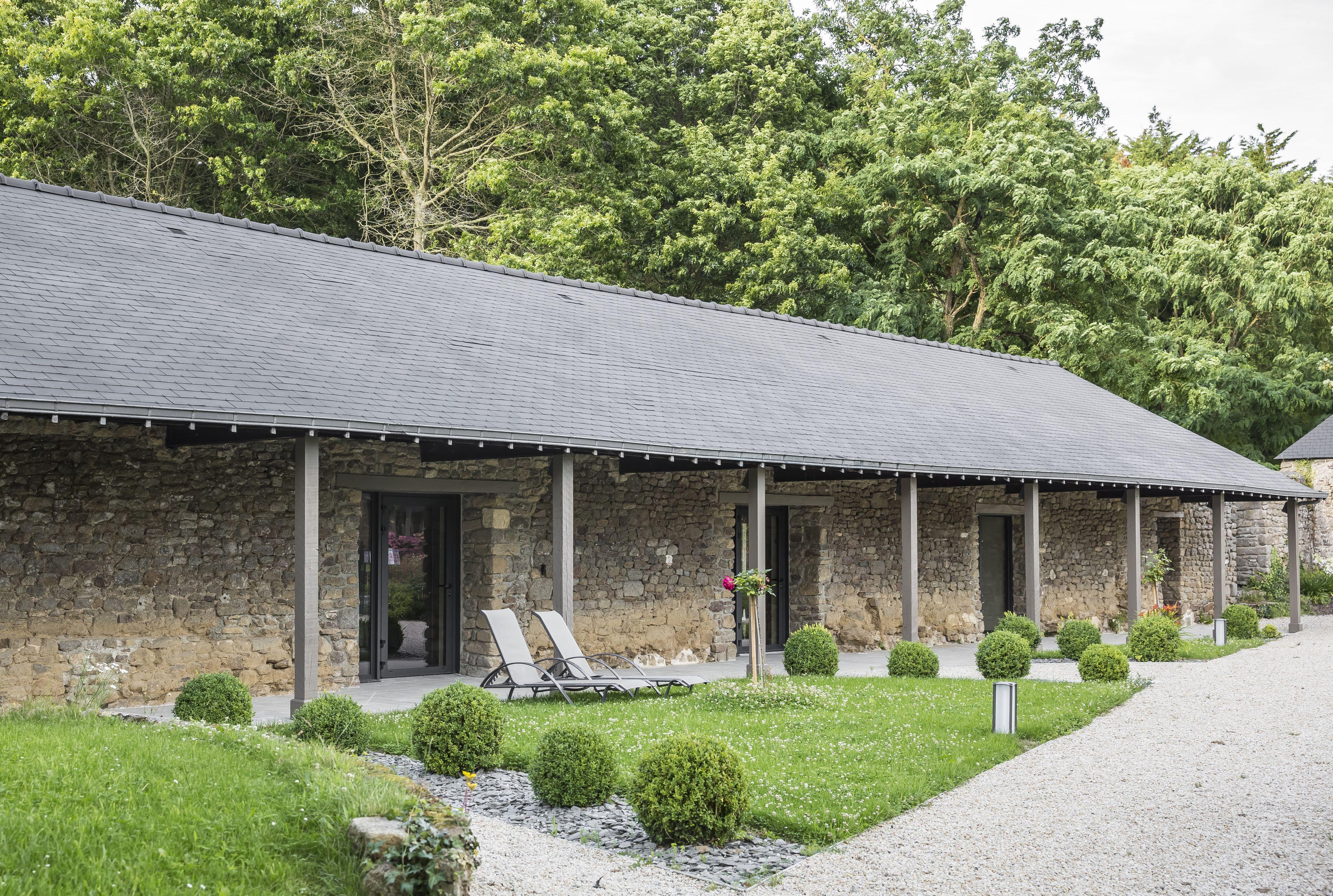 Hotel De L'Abbaye Le Tronchet  Екстериор снимка
