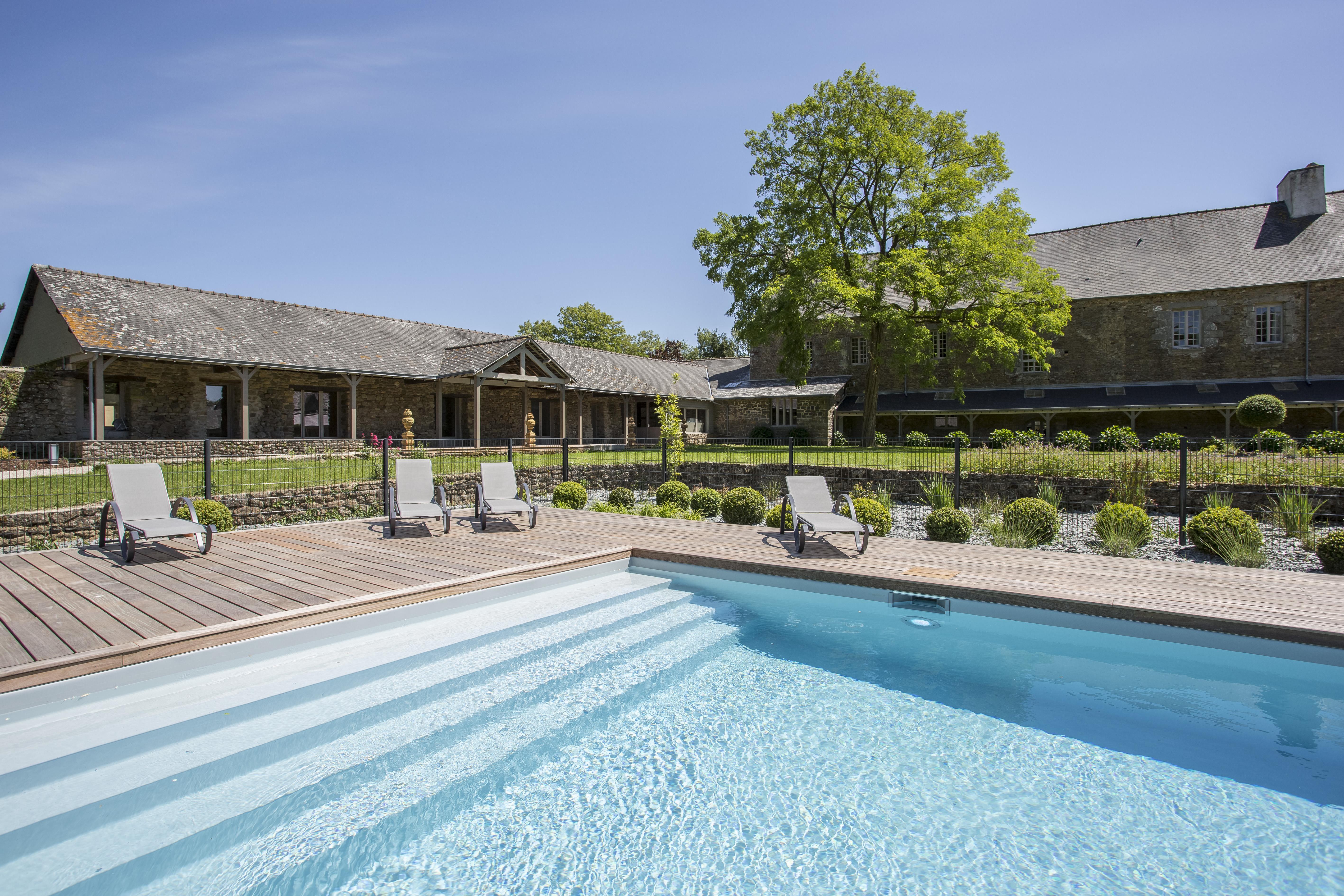 Hotel De L'Abbaye Le Tronchet  Екстериор снимка