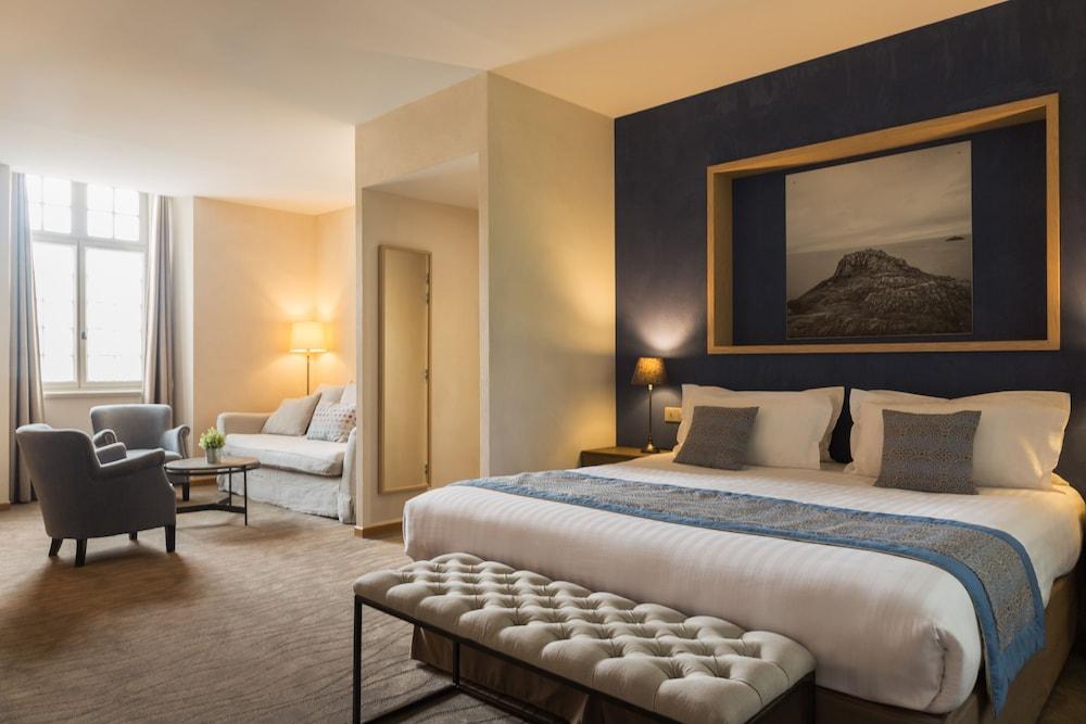 Hotel De L'Abbaye Le Tronchet  Екстериор снимка