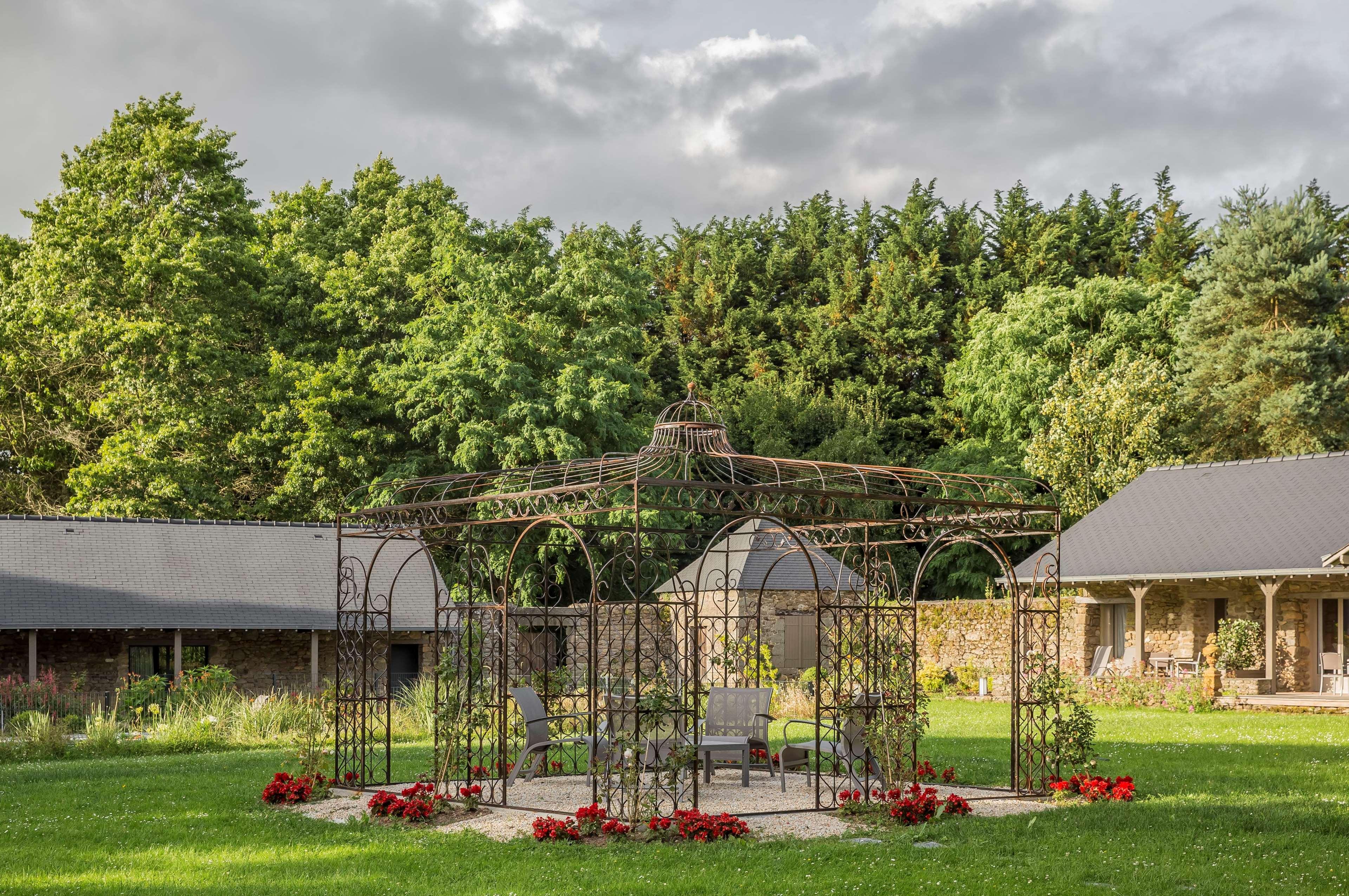 Hotel De L'Abbaye Le Tronchet  Екстериор снимка