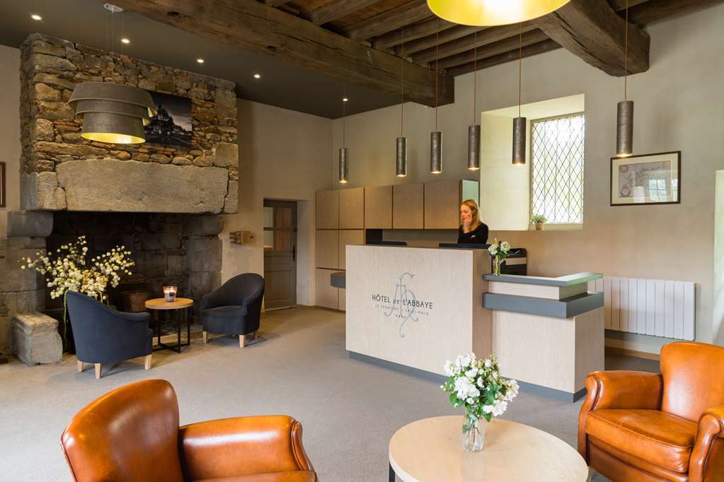 Hotel De L'Abbaye Le Tronchet  Интериор снимка